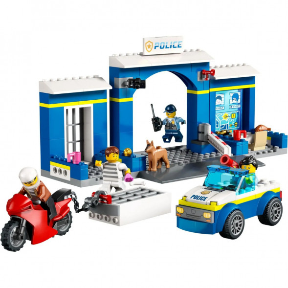 Конструктор LEGO City 60370 Побег из полицейского участка в Саратове